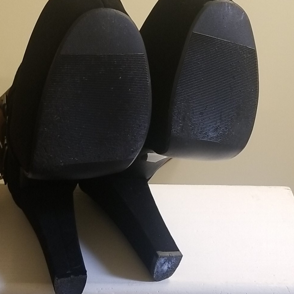 Black Platform Booties - Picture 3 of 3